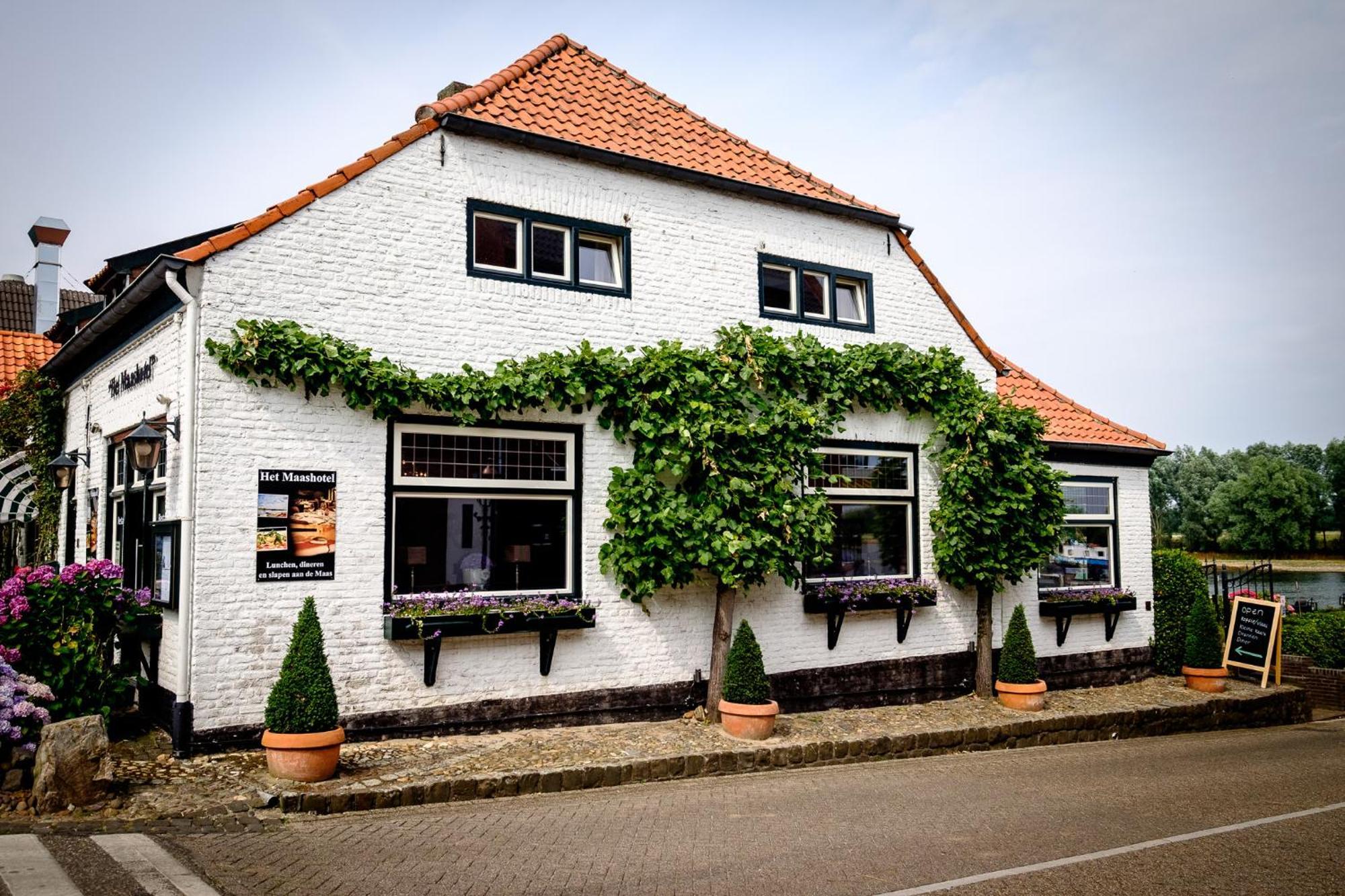 Het Maashotel Broekhuizen  Eksteriør billede